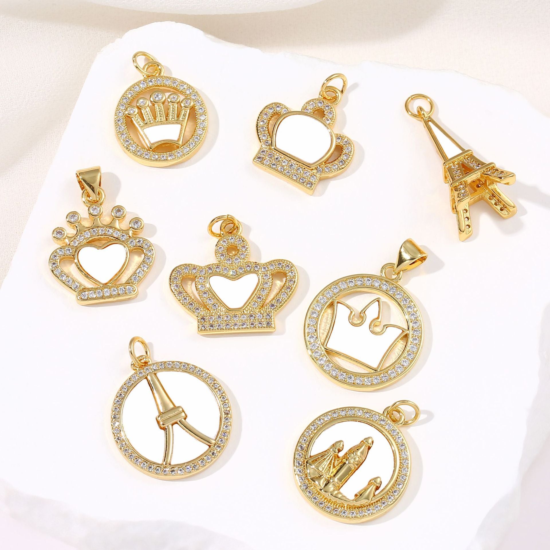 Shell pendant single pendant women's retro versatile high-end necklace clavicle chain