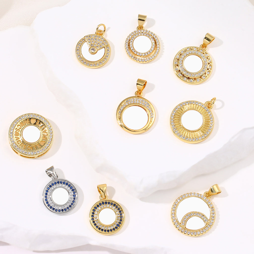 New Micro-Inlaid Zircon Round Shell Pendant Necklace Fashionable and Versatile Moon Jewelry for Women