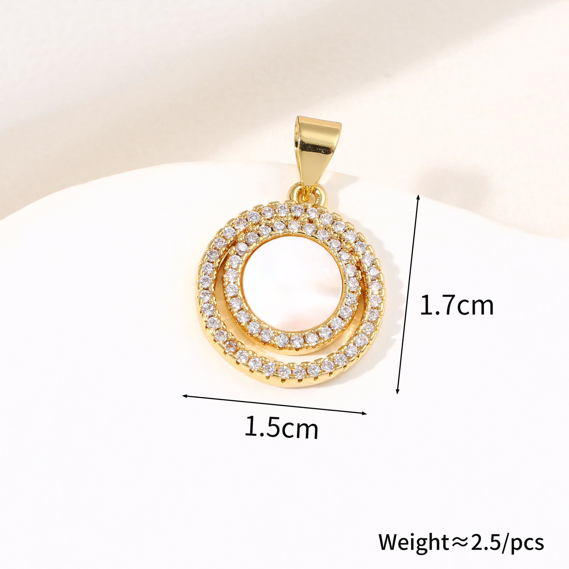 New Micro-Inlaid Zircon Round Shell Pendant Necklace Fashionable and Versatile Moon Jewelry for Women