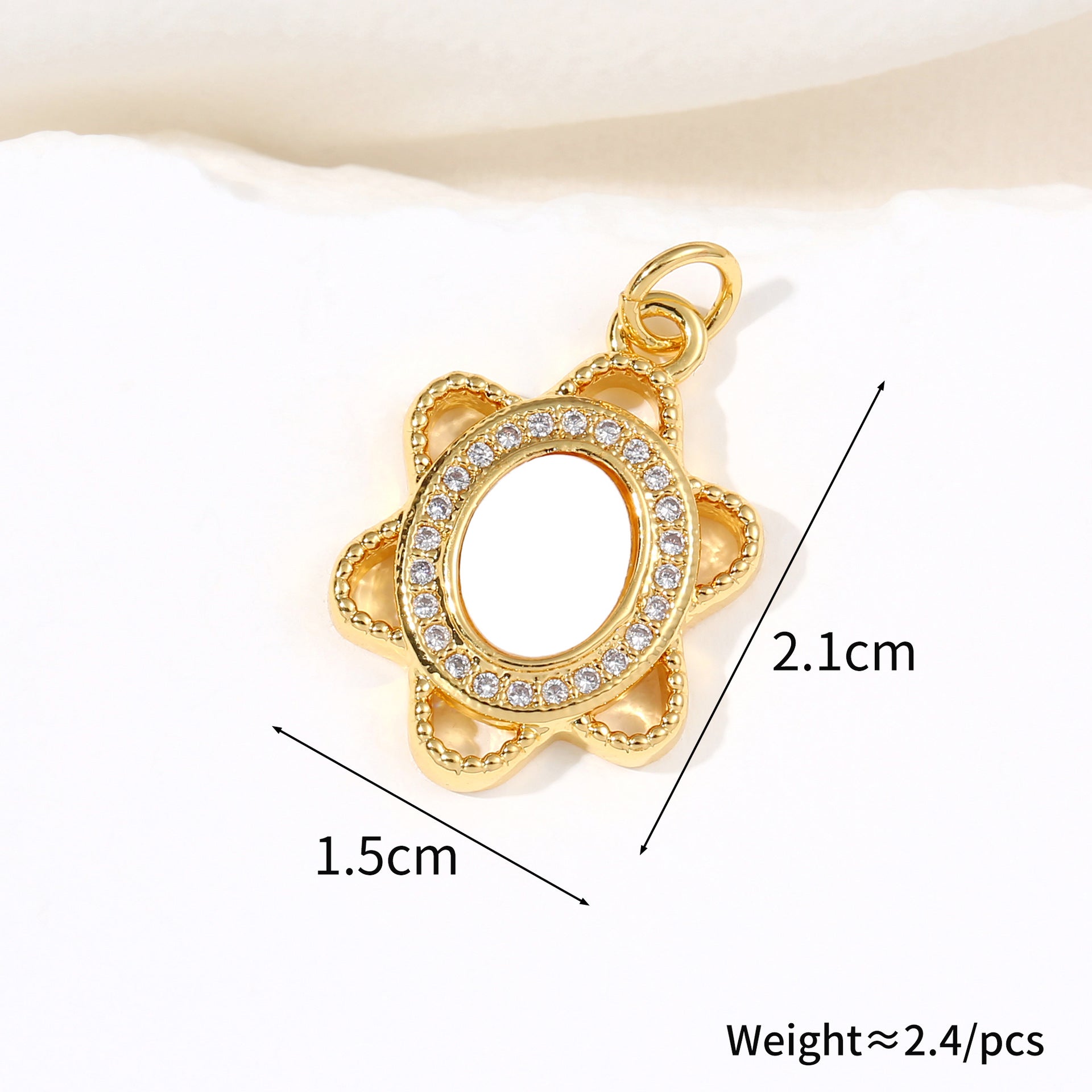 New arrival flower leaf natural shell petal pendant single pendant necklace female clavicle chain does not fade