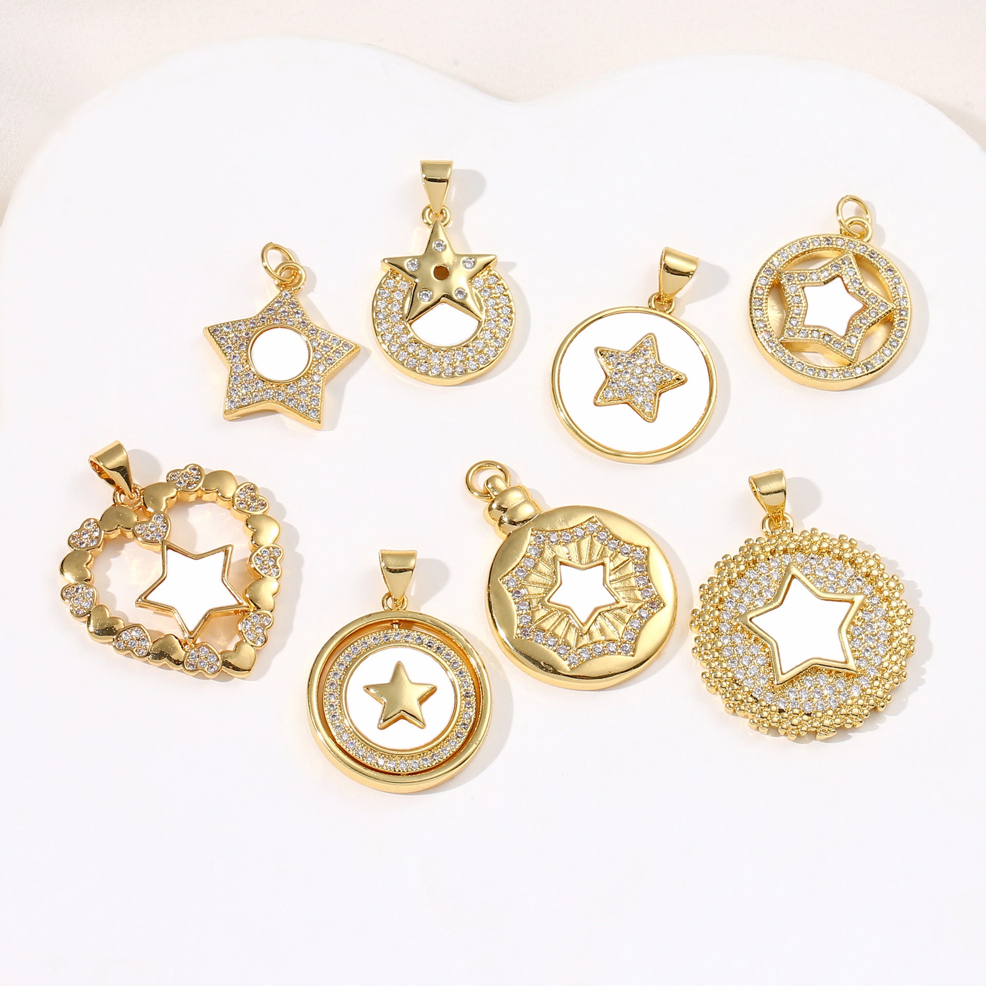 Stars and moons inlaid with diamonds, shells, stars and moons inlaid with zircon wholesale accessories pendants vintage necklaces