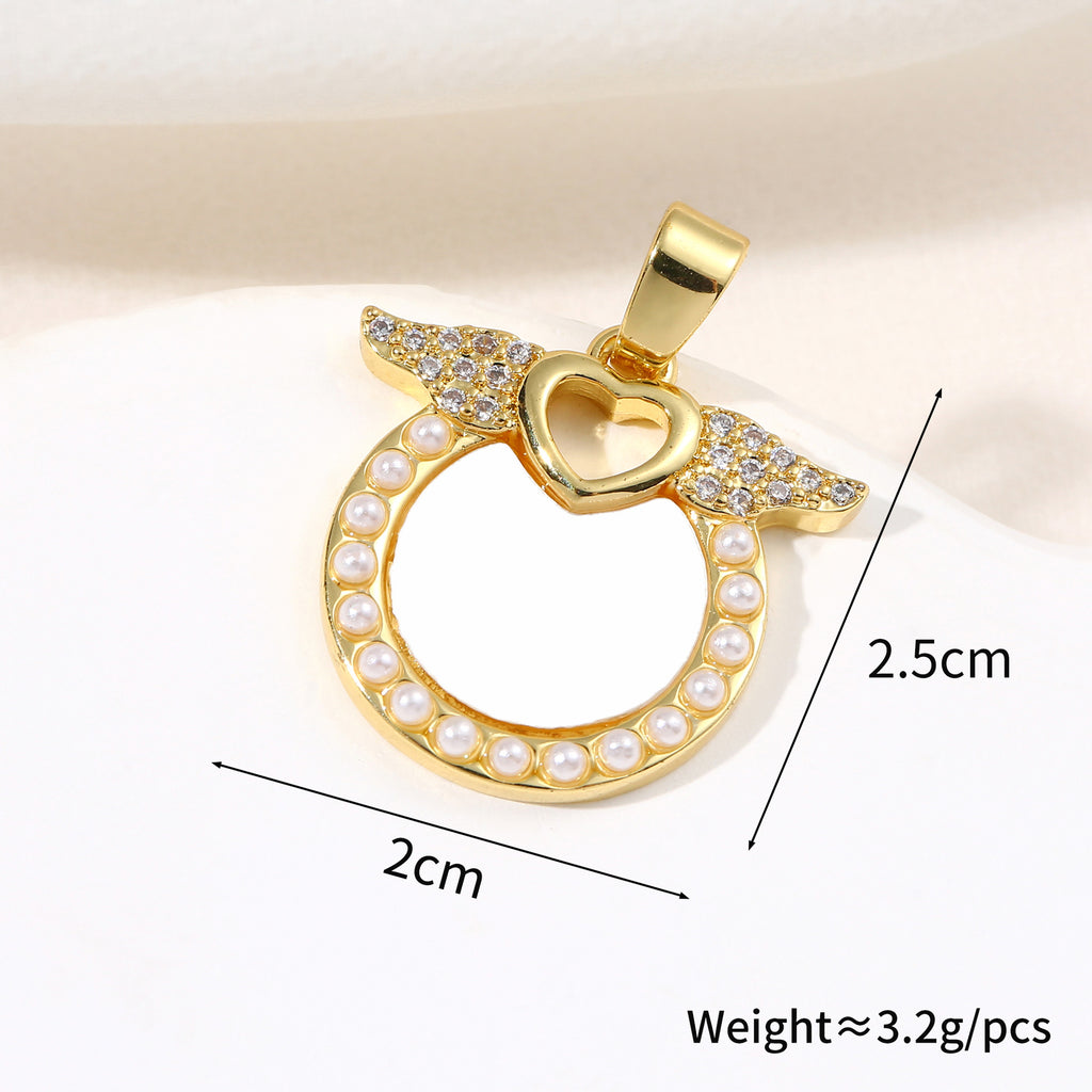 Round water wave pattern natural shell pendant single pendant female retro high-end necklace clavicle chain